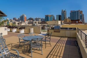 Doma_Downtown-San-Diego_2018_Rooftop Loung and BBQ Area (1) 
